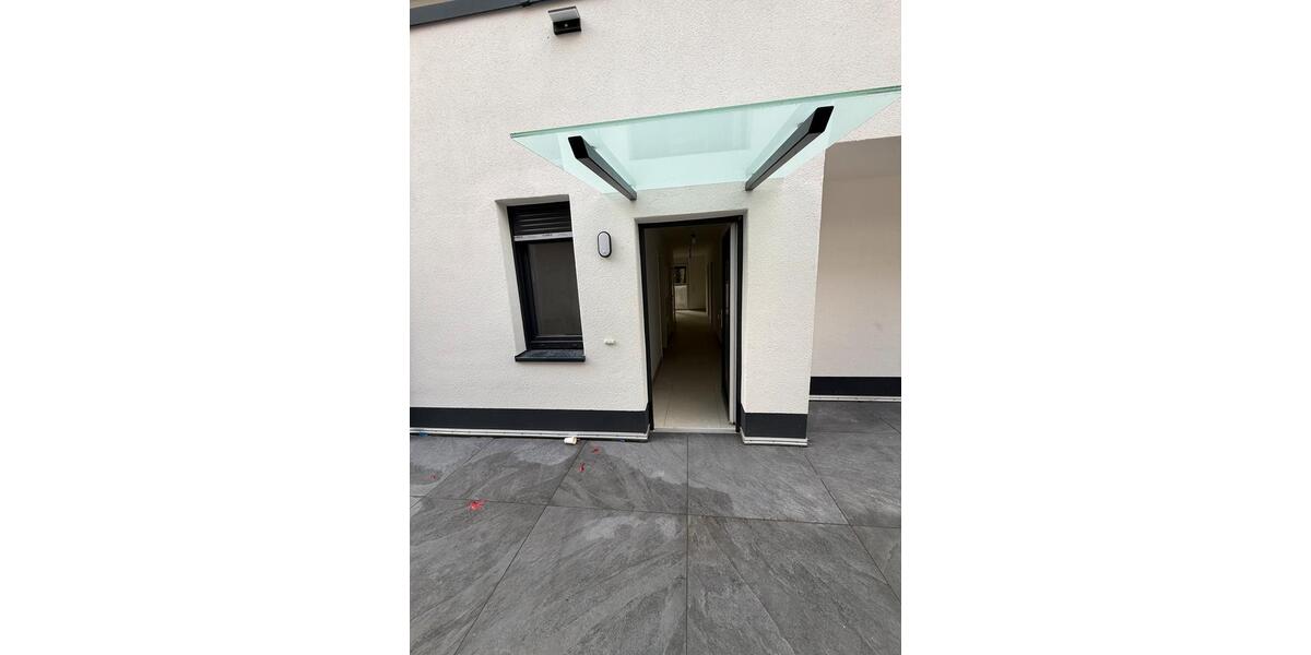 Erdgeschoßwohnung Köln Ehrenfeld - 3 Zimmer, 43 m&sup2;, 1.300&euro; | Angebot:27603854