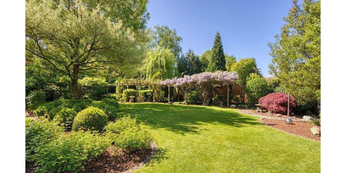 Einfamilienhaus Brühl Badorf - 4 Zimmer, 210 m&sup2;, 990.000&euro; | Angebot:25409402