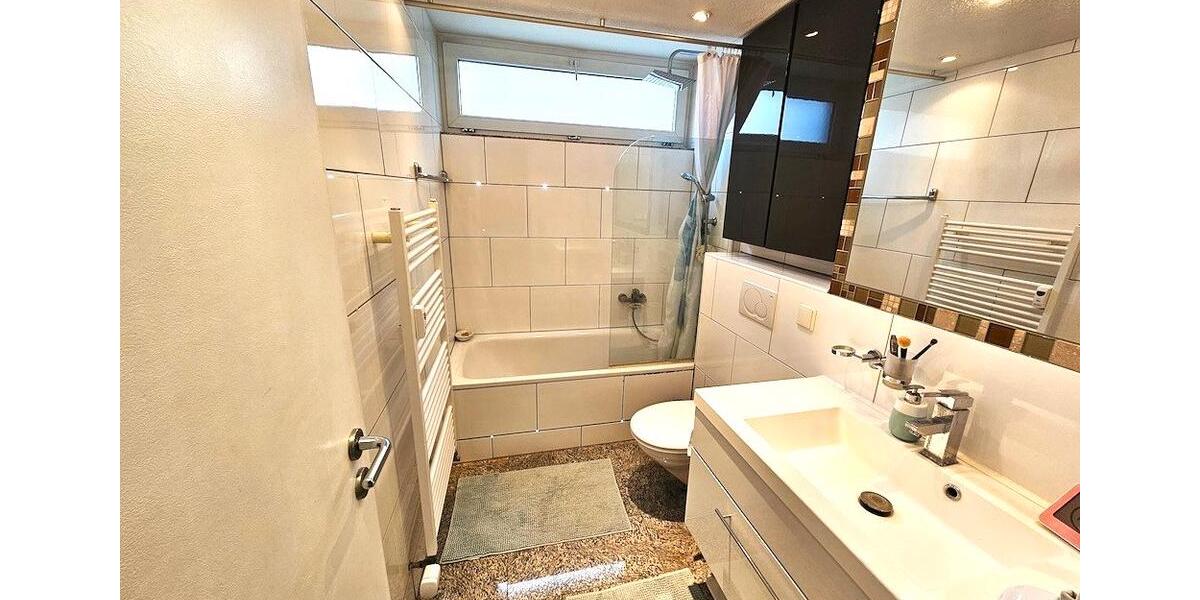Etagenwohnung Köln Ehrenfeld - 3.5 Zimmer, 80 m&sup2;, 409.000&euro; | Angebot:27260823