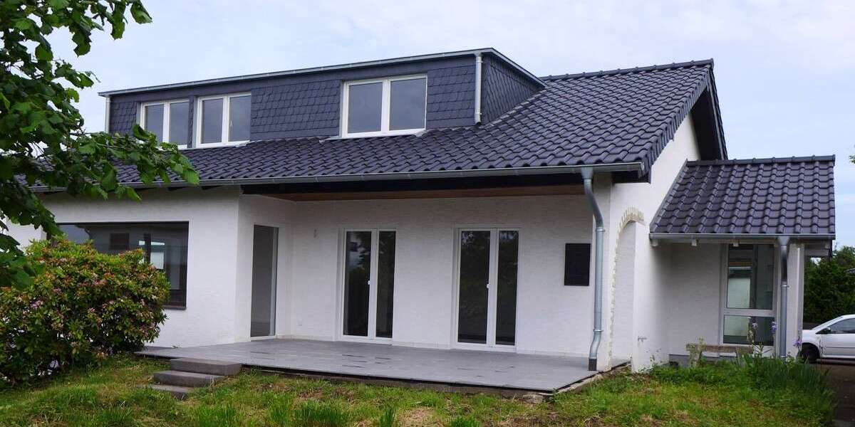 Einfamilienhaus Rösrath - 7 Zimmer, 223 m&sup2;, 2.600&euro; | Angebot:26781784