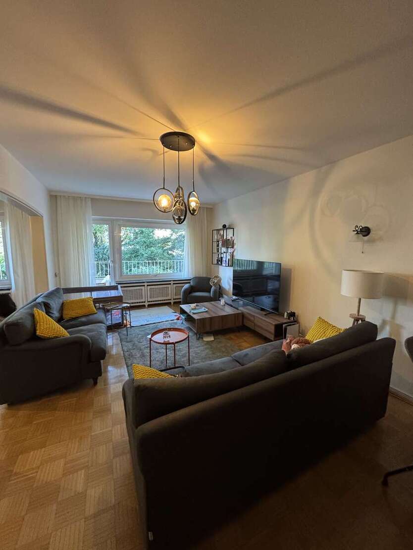 Wohnung zum Mieten in Düsseldorf 1.744 € 109 m² 3 zimmer