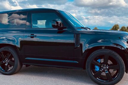 Land Rover Defender 7.720 km 129.900 &euro; Köln 50858