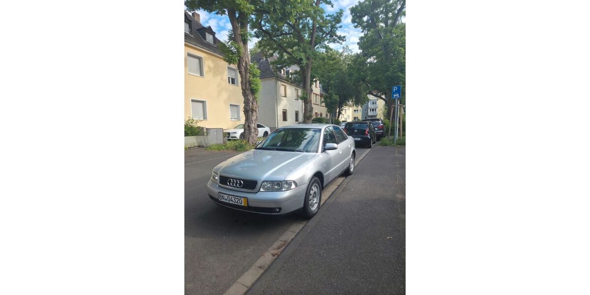 Audi A4 166.040 km 2.100 &euro; Bonn 53173