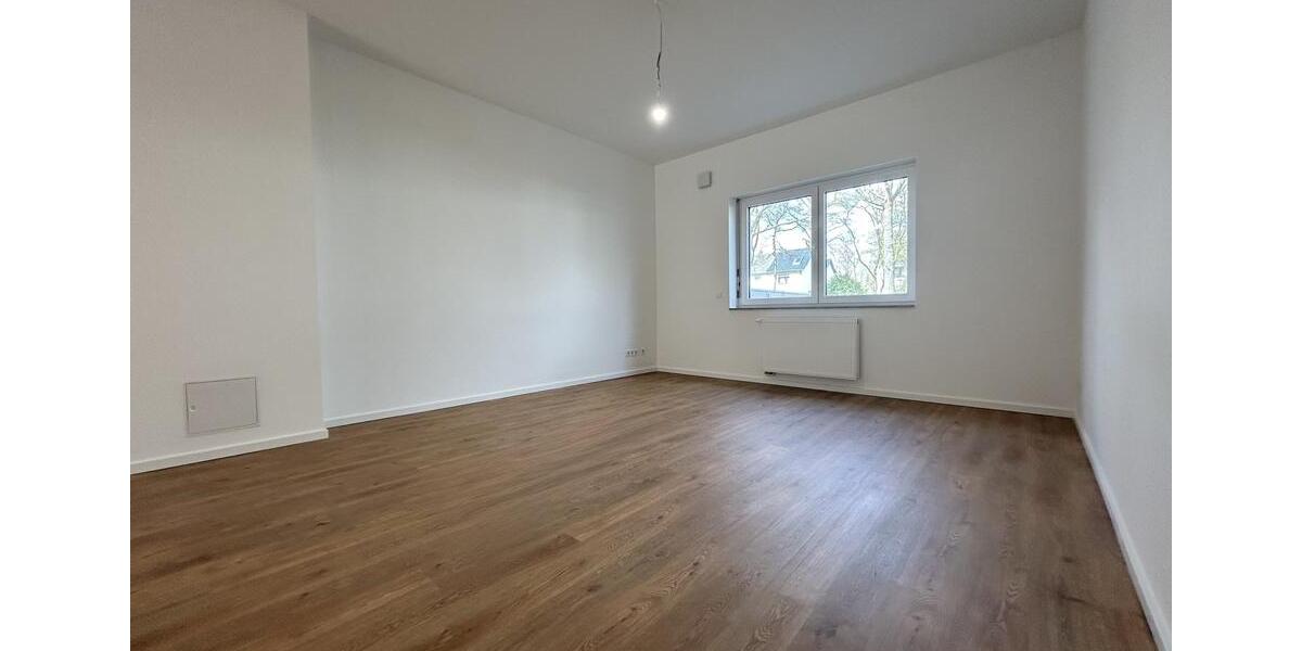 Erdgeschoßwohnung Köln Kalk - 2 Zimmer, 83 m&sup2;, 1.160&euro; | Angebot:26482213