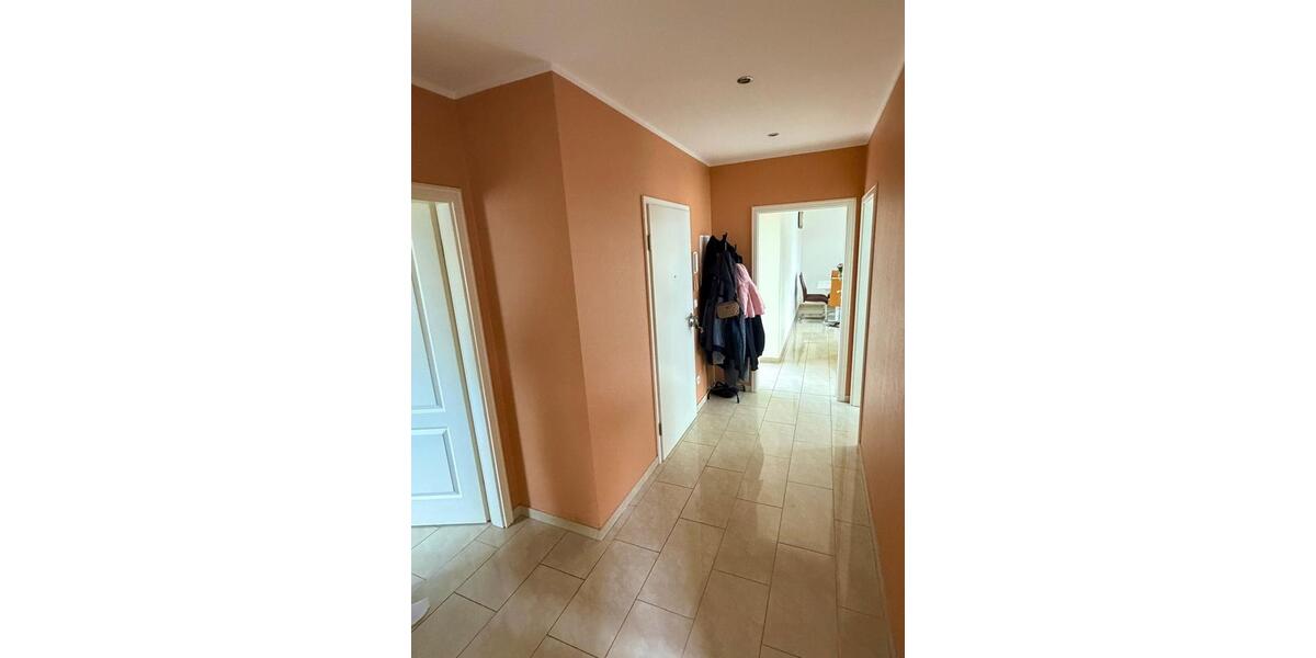Dachgeschoßwohnung Solingen Wald - 4 Zimmer, 103 m&sup2;, 345.000&euro; | Angebot:26845876