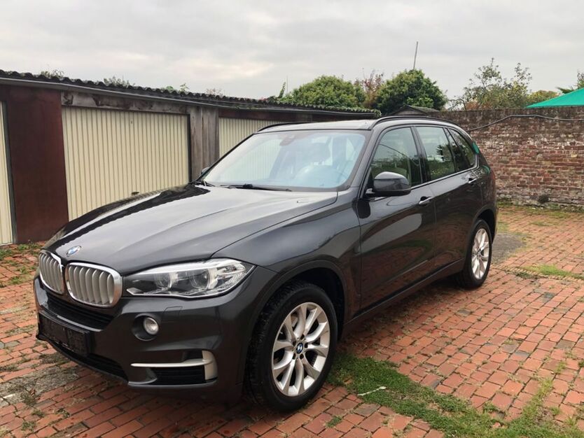BMW X5 135.000 km 30.900 € Köln 50733