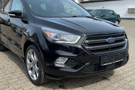 Ford Kuga 145.125 km 13.790 &euro; Hilden 40721