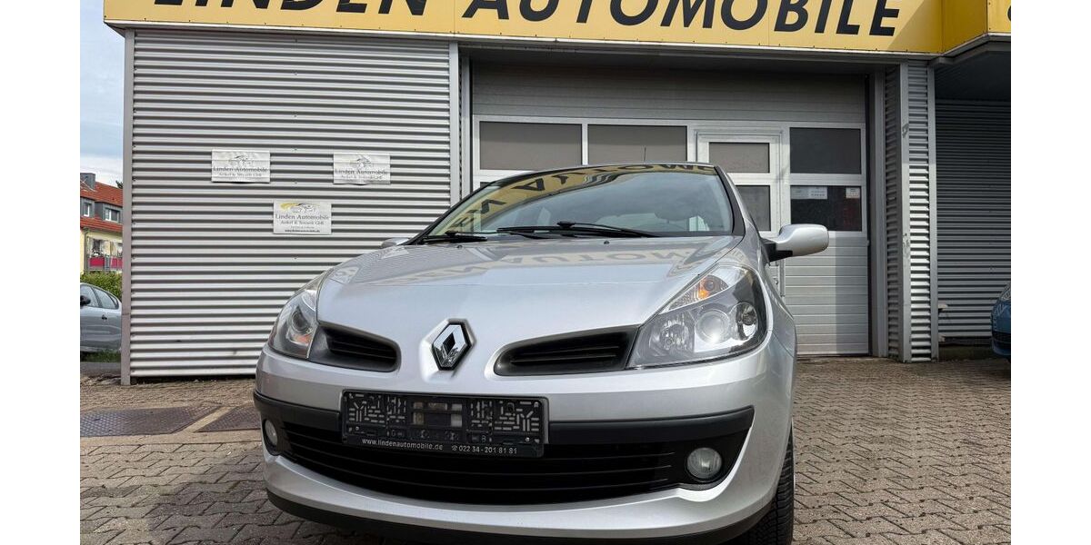 Renault Clio 14.941 km 5.300 &euro; Frechen 50226