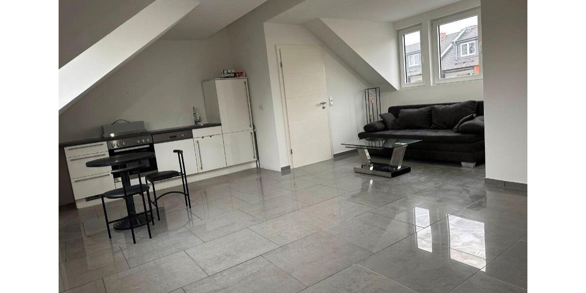 Dachgeschoßwohnung Bonn Poppelsdorf - 1 Zimmer, 37 m&sup2;, 890&euro; | Angebot:27608766