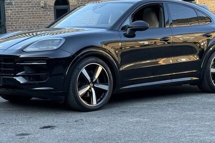 Porsche Cayenne 11.000 km 107.790 &euro; Frechen (bei Köln) 50226