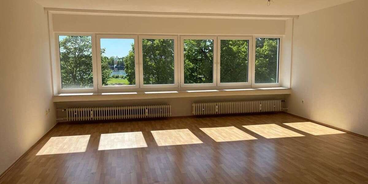 Etagenwohnung Köln Kalk - 3 Zimmer, 77 m&sup2;, 1.155&euro; | Angebot:26460495