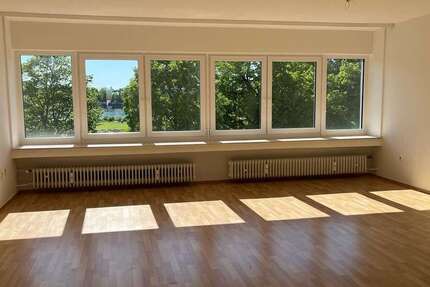 Wohnung Köln Kalk - 3 Zimmer, 77 m&sup2;, 1.155&euro; | Angebot:26460495