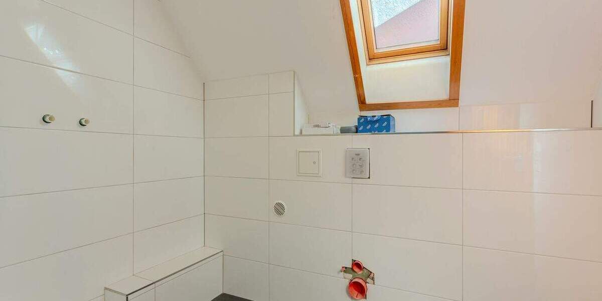 Reihenmittelhaus Köln Eil - 6 Zimmer, 170 m&sup2;, 495.000&euro; | Angebot:25385429