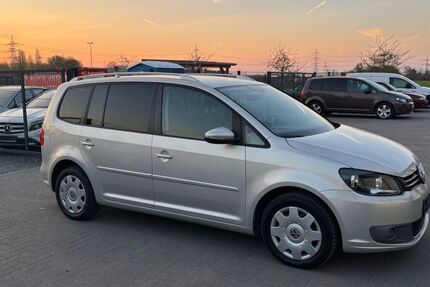 VW Touran 139.000 km 8.499 &euro; Wesseling (bei Köln) 50389