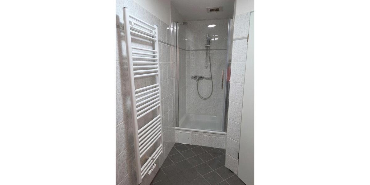 Etagenwohnung Burscheid - 1 Zimmer, 35 m&sup2;, 950&euro; | Angebot:26320479