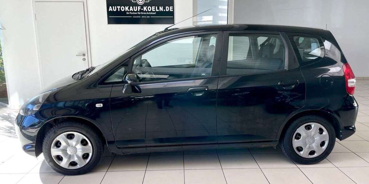 Honda Jazz 210.000 km 2.290 € Köln 51067