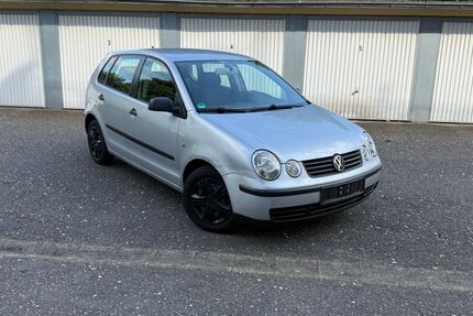 VW Polo 97.500 km 2.150 &euro; Bonn 53117