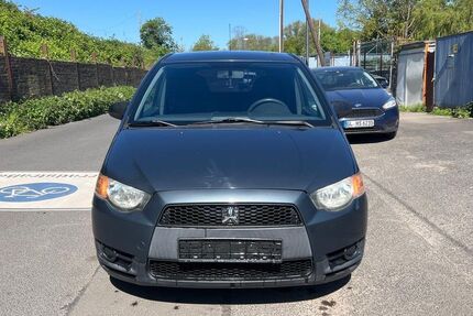 Mitsubishi Colt 80.000 km 4.600 &euro; Köln 50739