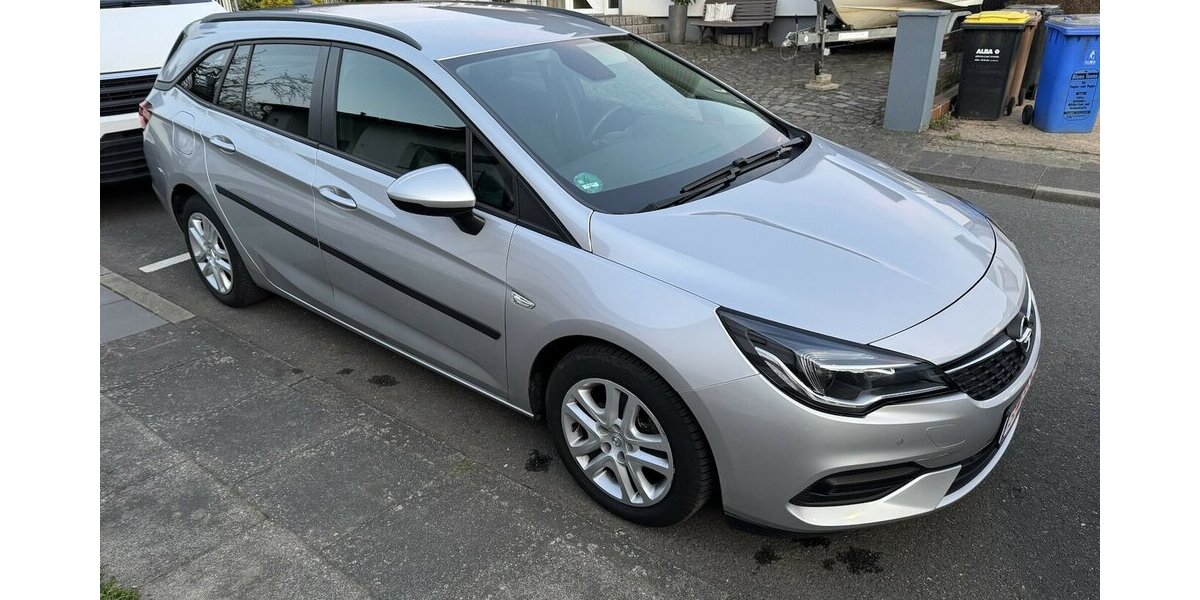 Opel Astra Klima Navi Temp CarPlay GARANTIE 37.000 km 37.000 km 14.000 &euro; Erftstadt 50374