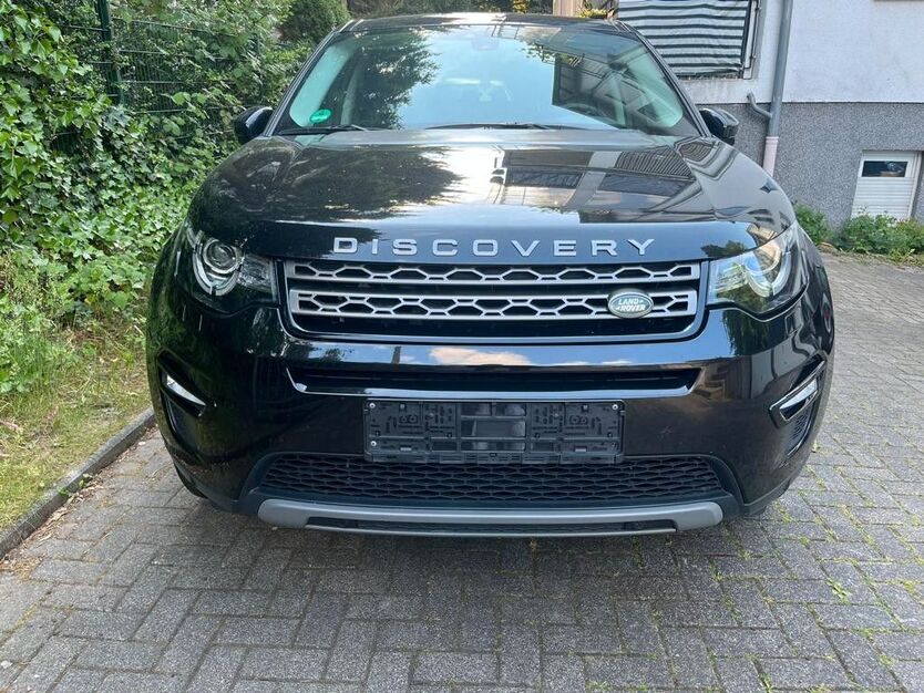 Land Rover Discovery Sport 131.000 km 20.400 € Köln 50767