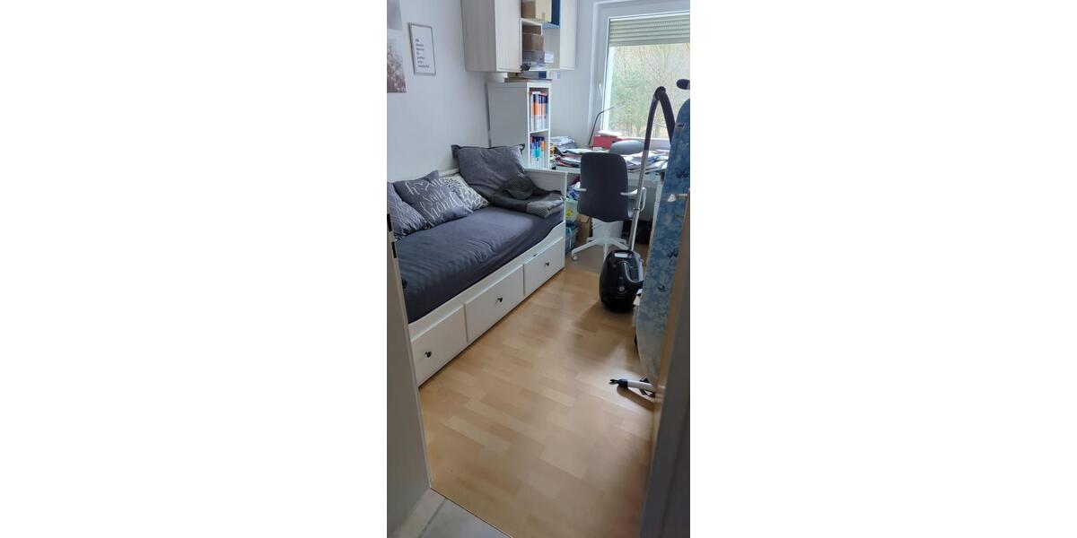 Etagenwohnung Wermelskirchen - 4 Zimmer, 94 m&sup2;, 1.149&euro; | Angebot:26626006