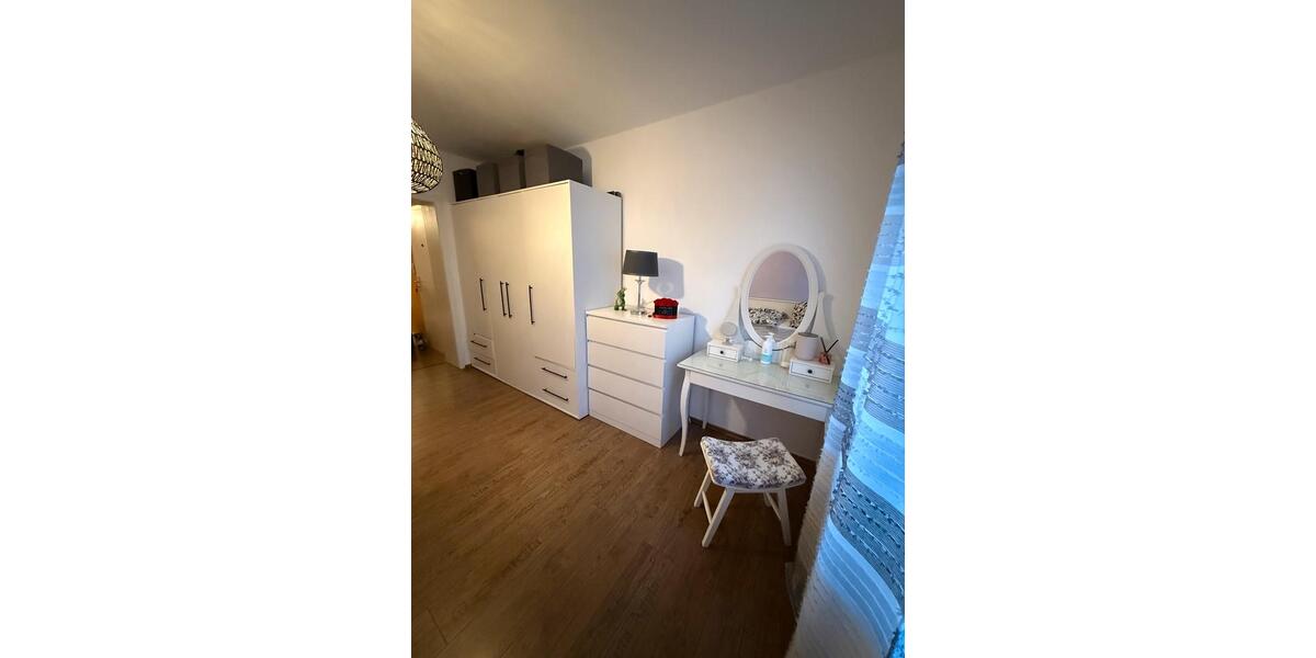 Etagenwohnung Bonn Gronau - 2 Zimmer, 50 m&sup2;, 750&euro; | Angebot:25393006