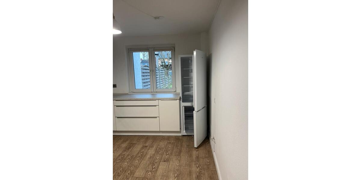 Reihenhaus Köln Kalk - 3.5 Zimmer, 107 m&sup2;, 2.000&euro; | Angebot:27615697