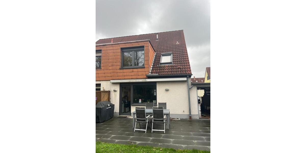 Doppelhaushälfte Köln Mülheim - 4 Zimmer, 114 m&sup2;, 2.000&euro; | Angebot:24662735