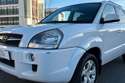 Hyundai TUCSON 198.000 km 2.990 € Köln (Ostheim) 51107