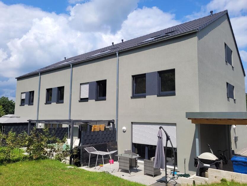 Traumhaus mit moderner Ausstattung und Carport nahe Bürgerbusch