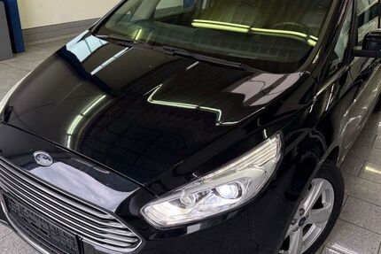 Ford Galaxy 126.864 km 14.990 &euro; Köln 50829