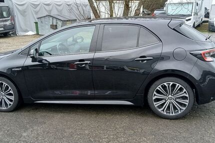 Toyota Corolla 48.200 km 19.600 &euro; Odenthal-Neschen 51519