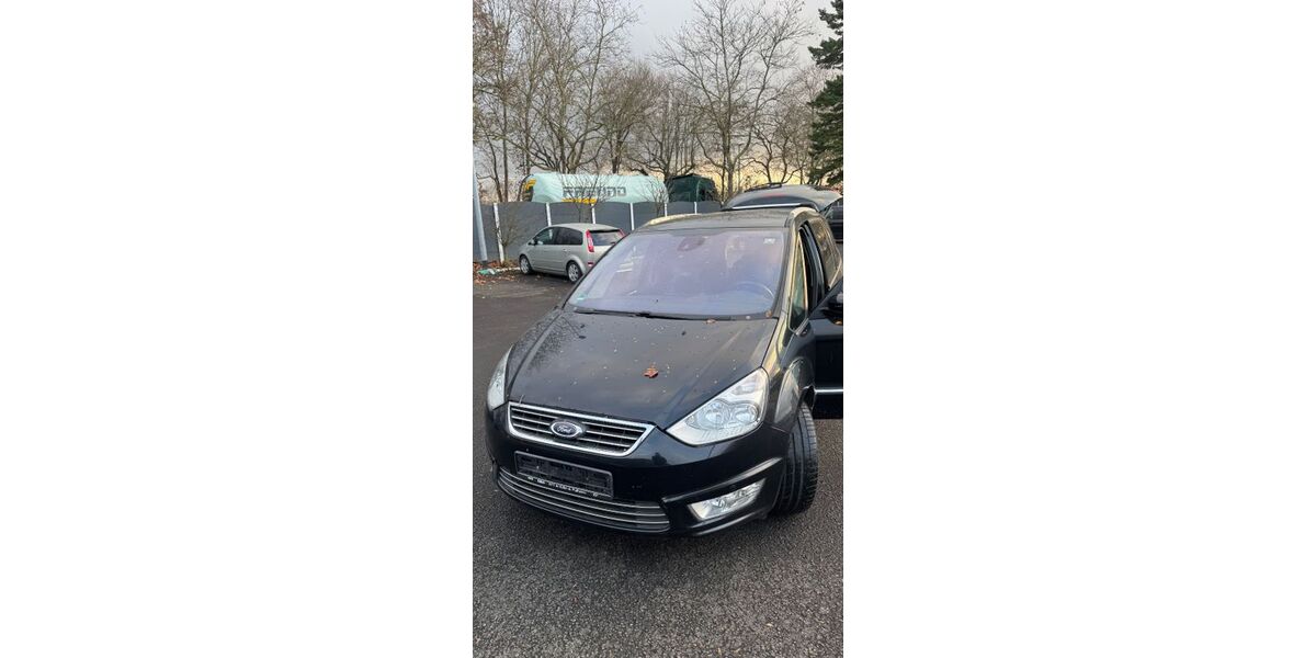 Ford Galaxy 136.317 km 12.450 € Köln 51063