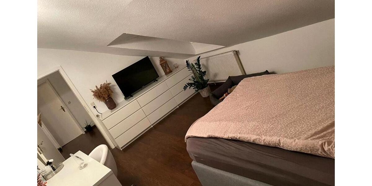 Dachgeschoßwohnung Weilerswist - 2 Zimmer, 60 m&sup2;, 850&euro; | Angebot:25426725