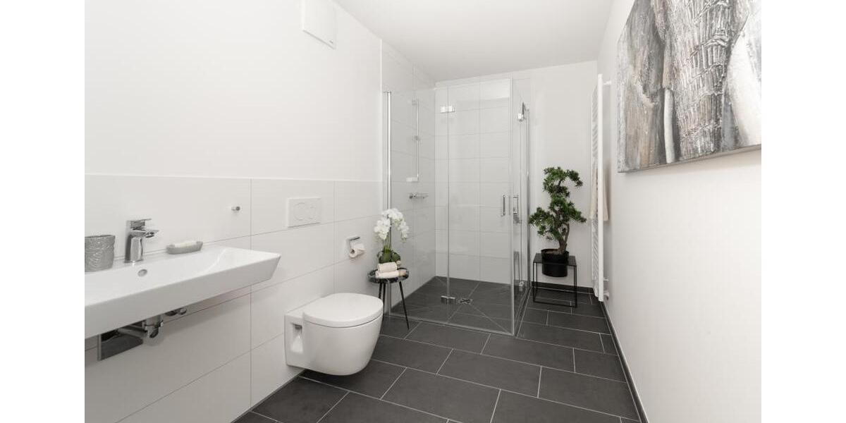 Etagenwohnung Bergisch Gladbach - 3 Zimmer, 83 m&sup2;, 1.205&euro; | Angebot:26228003