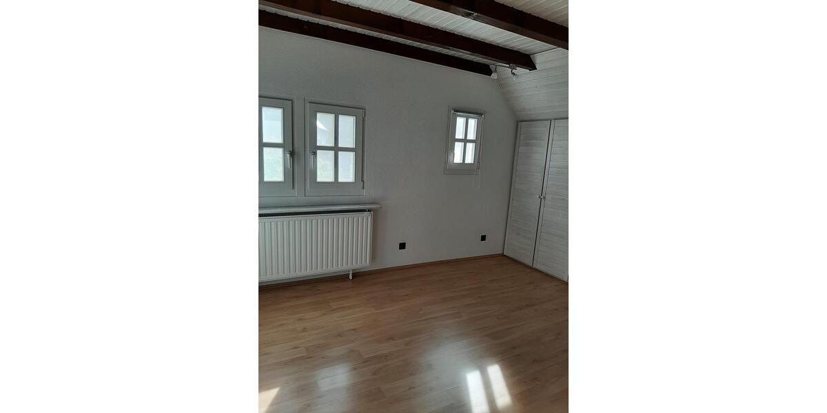 Einfamilienhaus Solingen Ohligs - 4 Zimmer, 110 m&sup2;, 1.410&euro; | Angebot:24563270