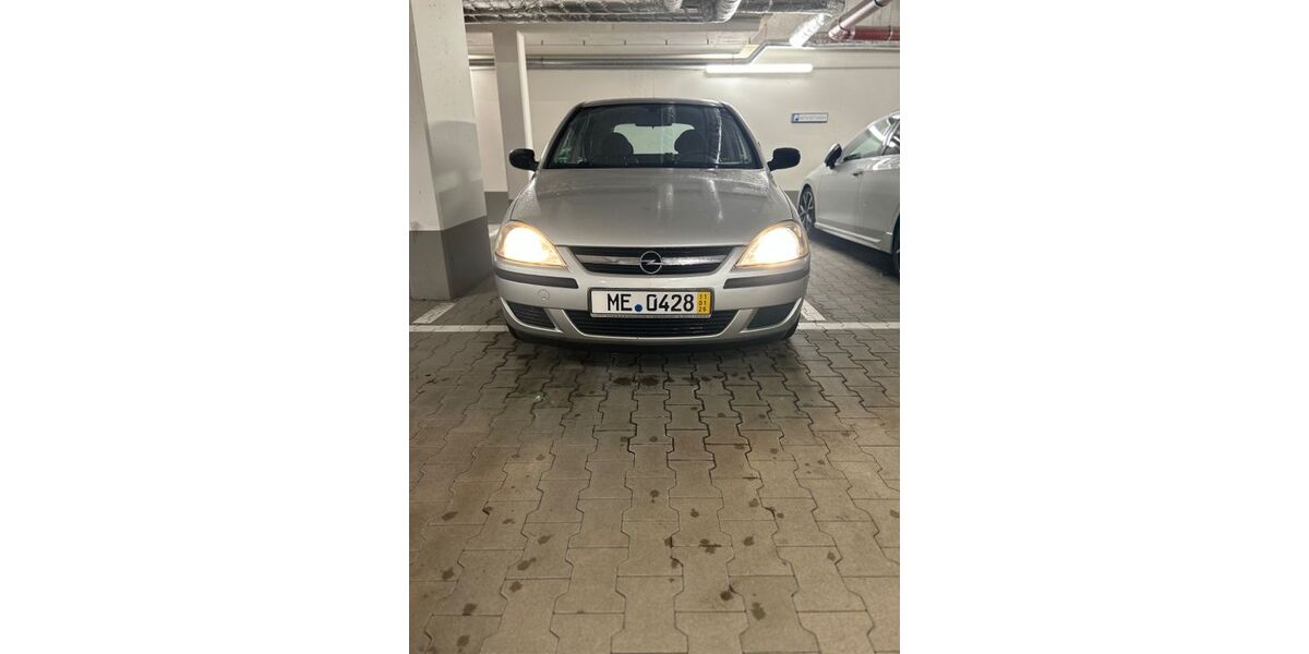 Opel Corsa 53.634 km 2.300 &euro; Leverkusen 51375