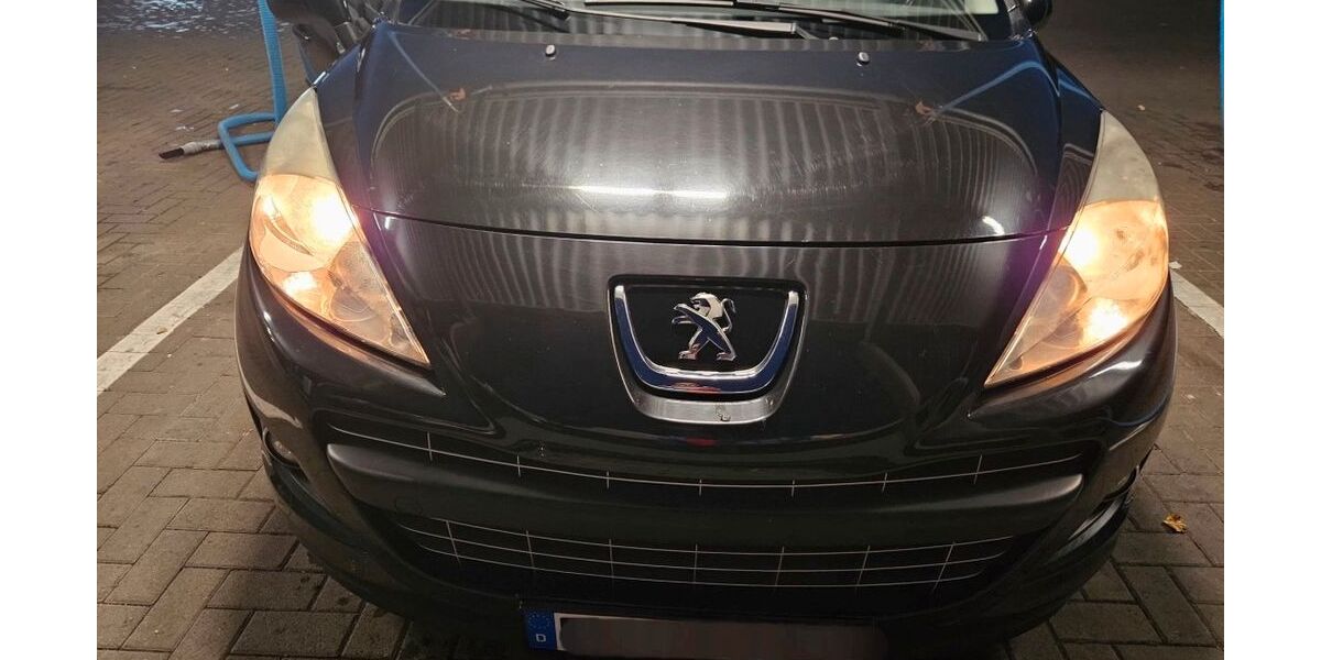 Peugeot 207 180.000 km 1.700 &euro; Bonn 53119