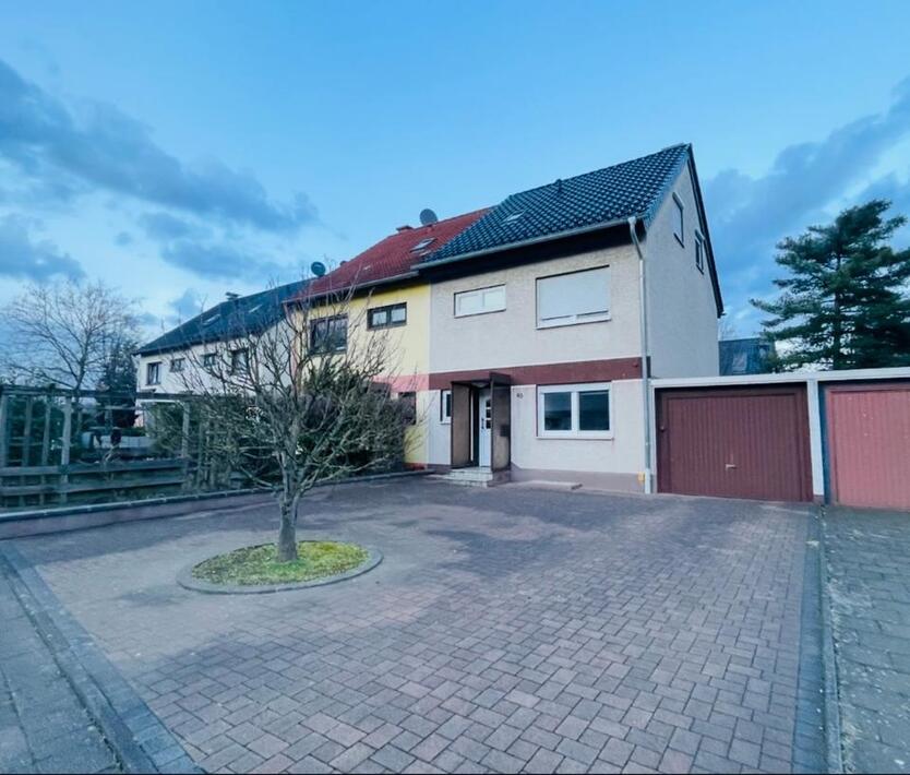 Einfamilienhaus - Doppelhaushälfte - Vor den Toren Kölns zimmer