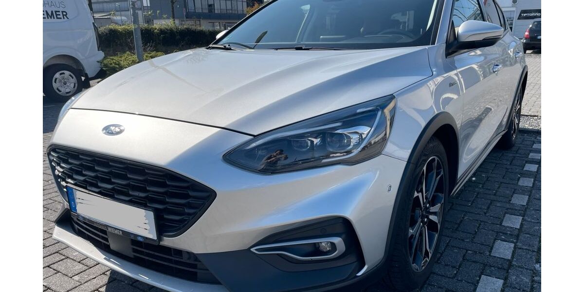 Ford Focus 55.235 km 17.950 &euro; Troisdorf 53844
