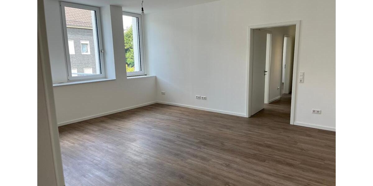 Etagenwohnung Wermelskirchen - 3 Zimmer, 90 m&sup2;, 1.300&euro; | Angebot:27605582