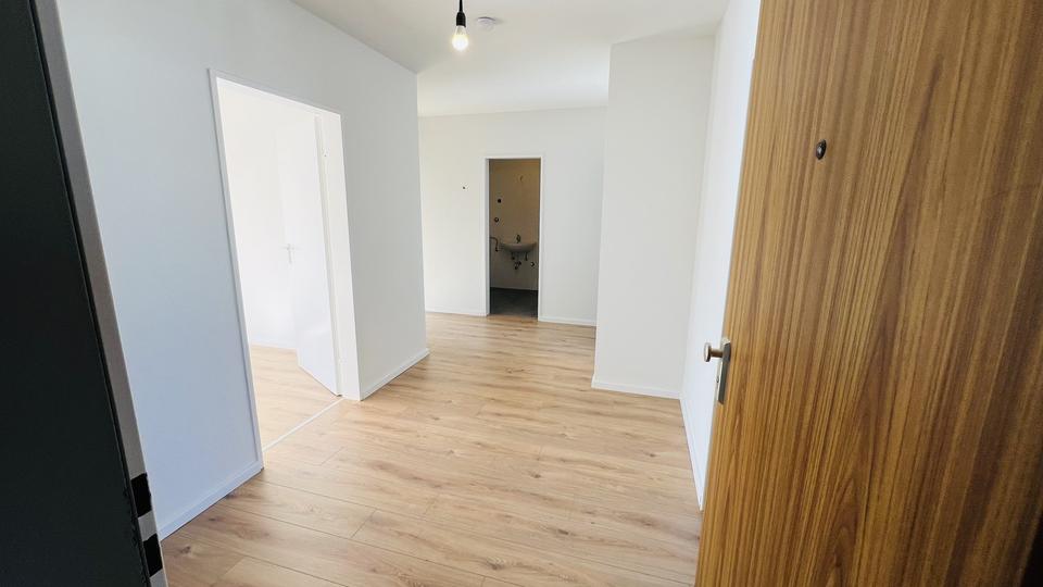 Etagenwohnung Köln Heimersdorf - 3 Zimmer, 81 m&sup2;, 1.150&euro; | Angebot:24742311
