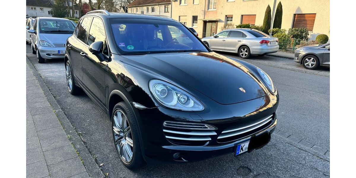 Porsche Cayenne 188.000 km 23.500 &euro; Köln 51147