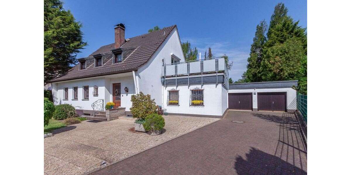 Einfamilienhaus Solingen Aufderhöhe - 4 Zimmer, 215 m&sup2;, 699.000&euro; | Angebot:25144514