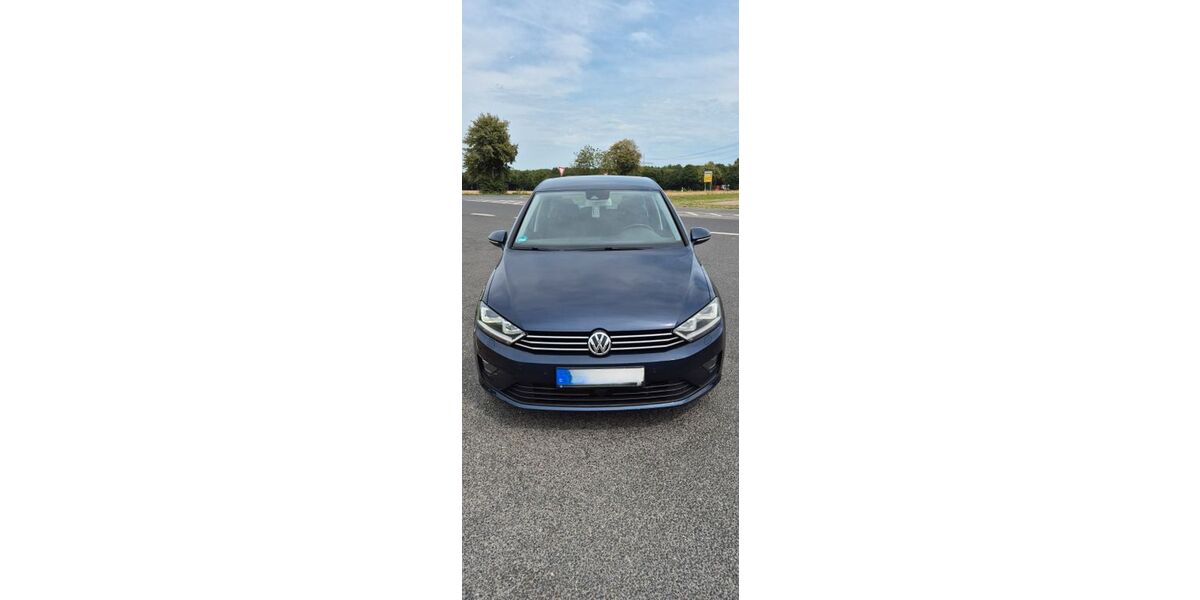 VW Golf Sportsvan 101.000 km 9.900 &euro; Bergheim 50129