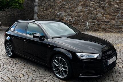 Audi A3 45.021 km 17.999 &euro; Bergisch Gladbach 51429