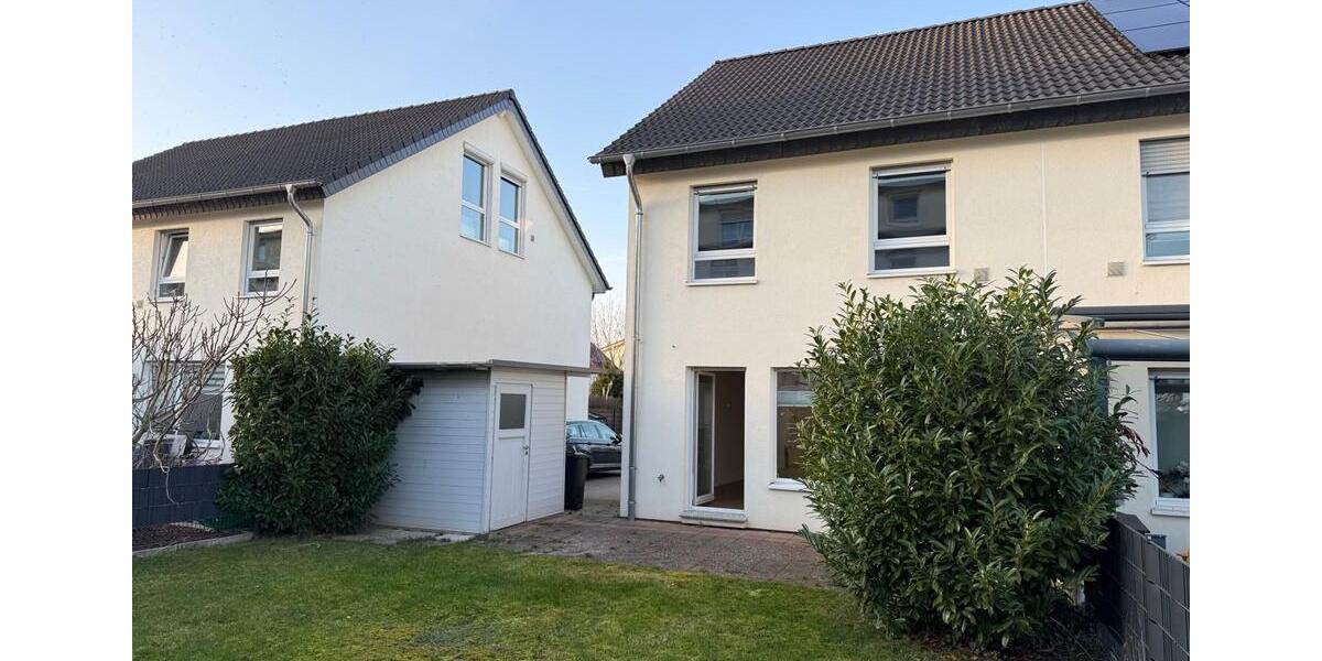 Doppelhaushälfte Sankt Augustin - 4 Zimmer, 125 m&sup2;, 1.420&euro; | Angebot:25393865