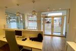 Moderne und großzügige Praxisräumlichkeiten auf zwei Etagen 9 zimmer