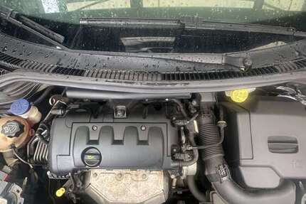 Peugeot 207 179.843 km 3.500 € Köln 50737