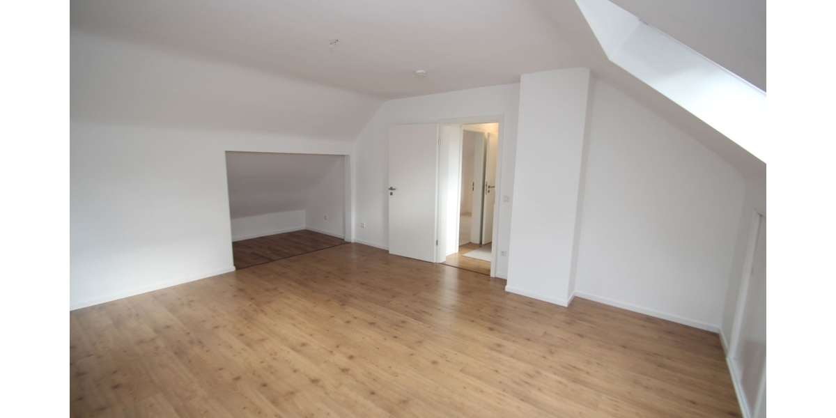 Mit 3D: Fachwerk trifft Moderne: Wohnensemble mit Charakter und solider Substanz - Mehrgenerationen oder Kapitalanlage 11 zimmer